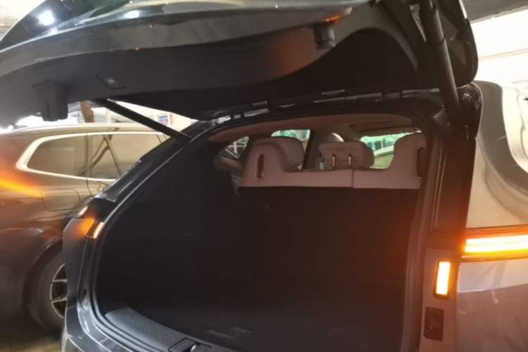Used Avatr 07 2024 Max Extended-Range Edition Trunk