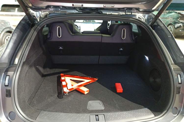 Used Avatr 07 2024 Max Extended-Range Edition Trunk