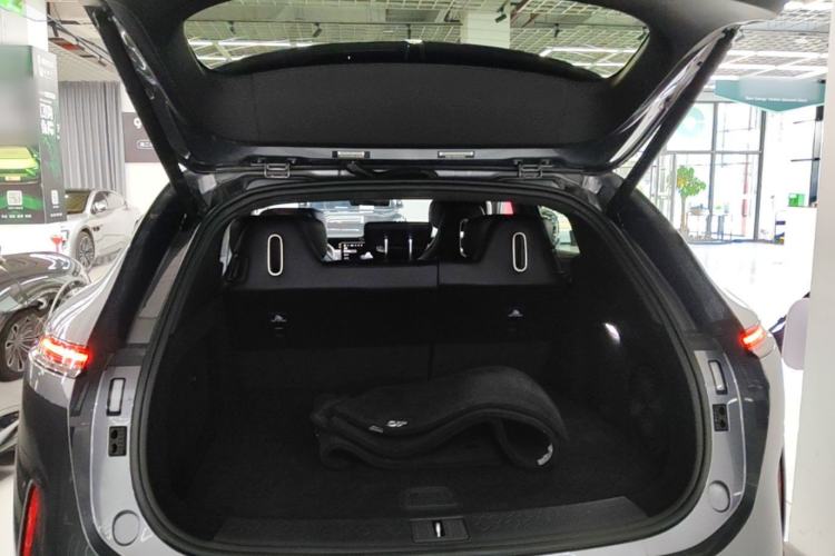 Used Avatr 07 2024 Max Extended-Range Edition Trunk