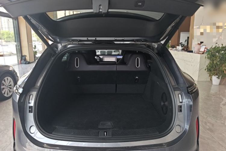 Used Avatr 07 2024 Max Extended-Range Edition Trunk