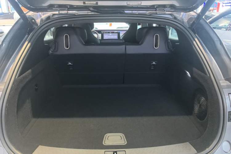 Used Avatr 07 2024 Max Extended-Range Edition Trunk