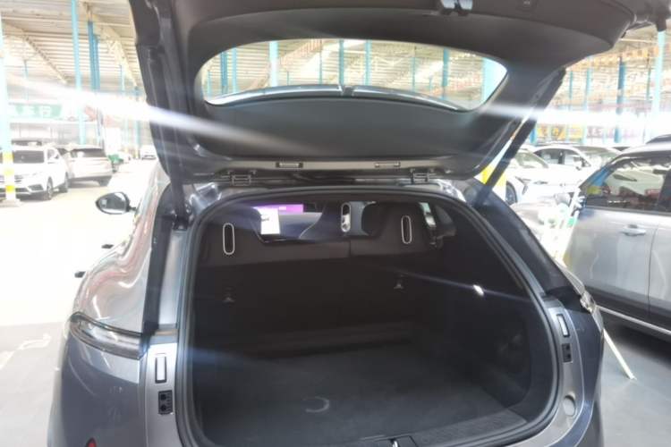 Used Avatr 07 2024 Max Extended-Range Edition Trunk