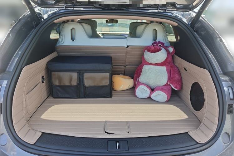 Used Avatr 07 2024 Pro+ Range-Extended Edition Trunk