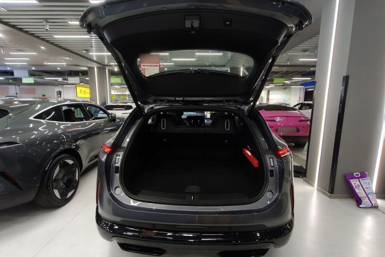 Used Avatr 07 2024 Max Extended-Range Edition Trunk