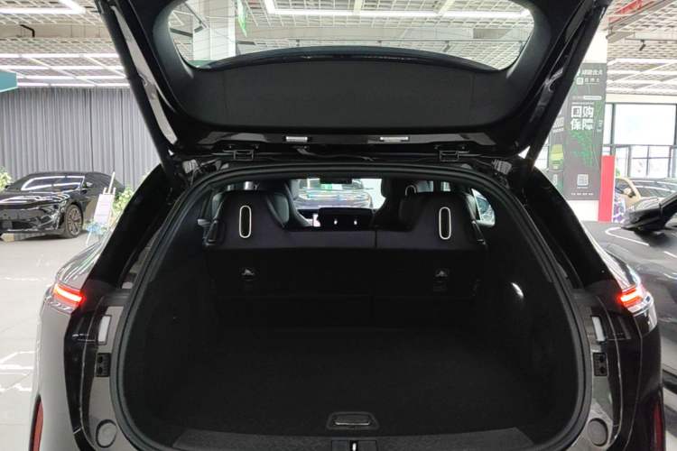 Used Avatr 07 2024 Pro+ All-Electric Version Trunk