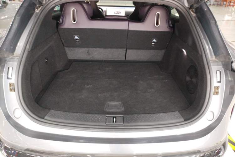 Used Avatr 07 2024 Max Extended-Range Edition Trunk