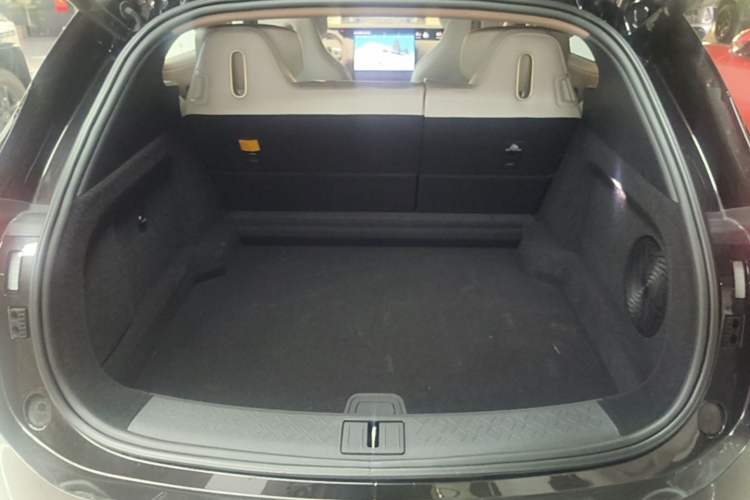 Used Avatr 07 2024 Pro+ All-Electric Version Trunk