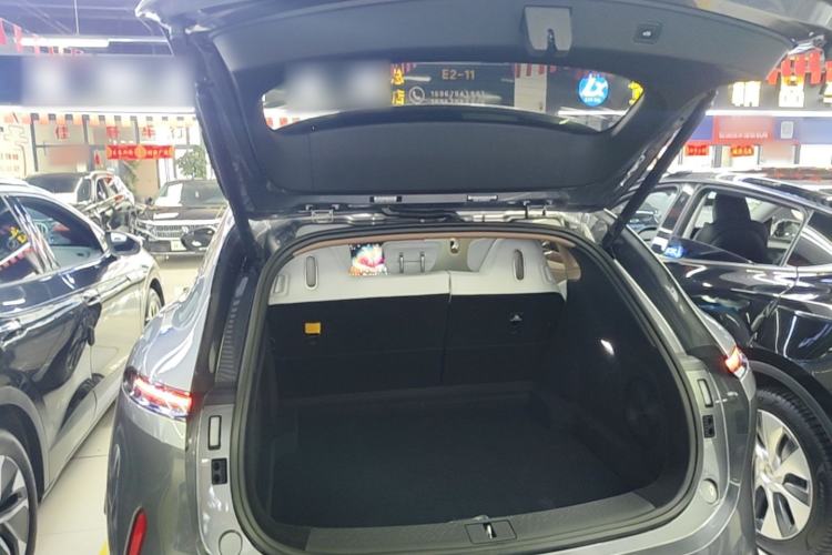 Used Avatr 07 2024 Pro+ Range-Extended Edition Trunk