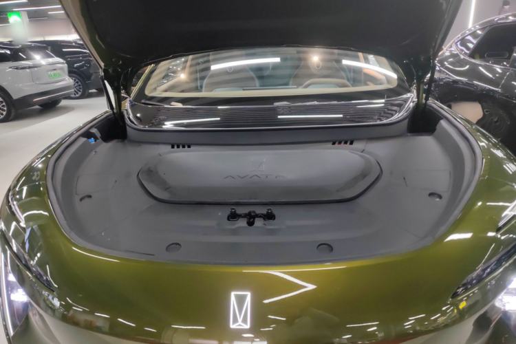 Used Avatr 07 2024 Ultra Range-Extended Four-Wheel Drive Engine Bay