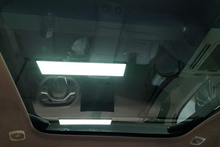 Used Avatr 07 2024 Ultra Range-Extended Four-Wheel Drive Headliner