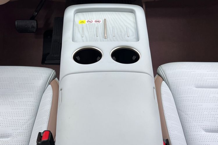 Used Avatr 07 2024 Max Pure Electric Exploration Edition Interior 1