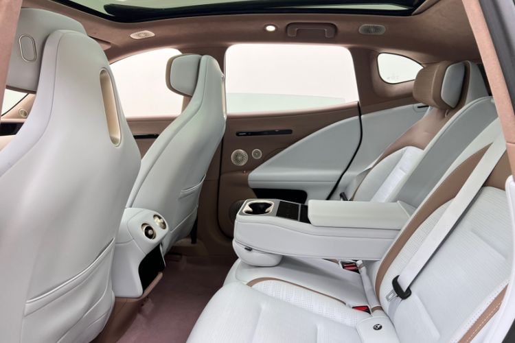 Used Avatr 07 2024 Max Pure Electric Exploration Edition Interior 14