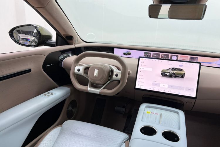 Used Avatr 07 2024 Max Pure Electric Exploration Edition Interior 9