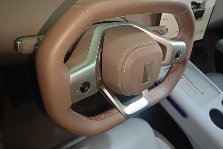 Used Avatr 07 2024 Max Pure Electric Exploration Edition Steering Wheel