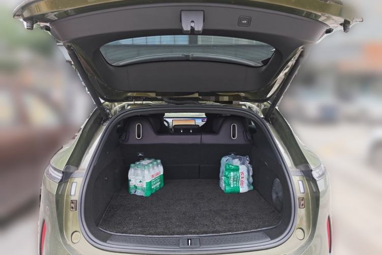 Used Avatr 07 2024 Max Pure Electric Edition Trunk