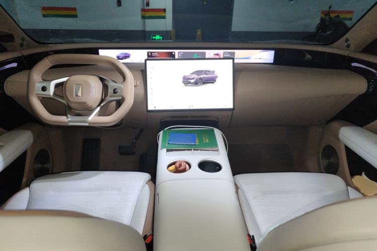 Used Avatr 07 2024 Max Pure Electric Edition Center Console