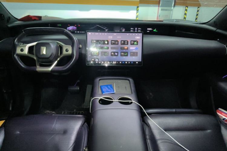 Used Avatr 07 2024 Max Extended-Range Edition Center Console