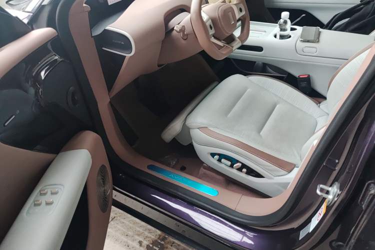 Used Avatr 07 2024 Max Extended-Range Edition Driver Seat