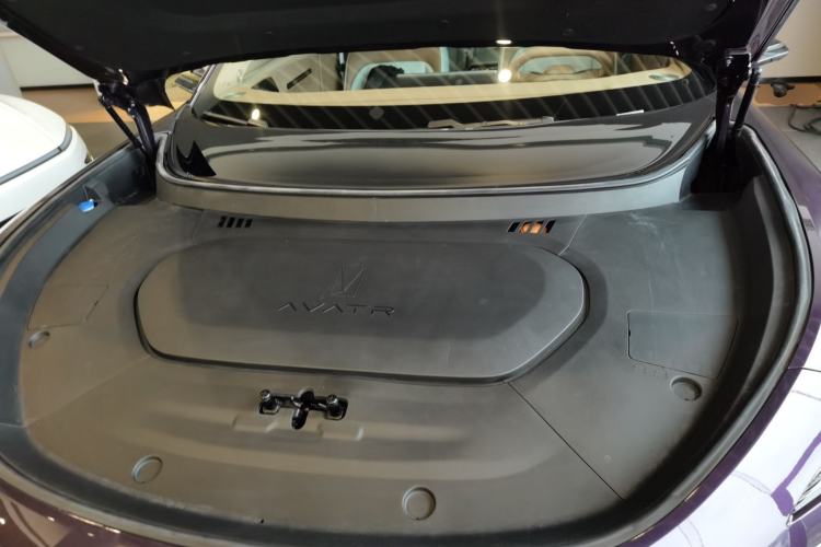 Used Avatr 07 2024 Ultra Range-Extended Four-Wheel Drive Engine Bay