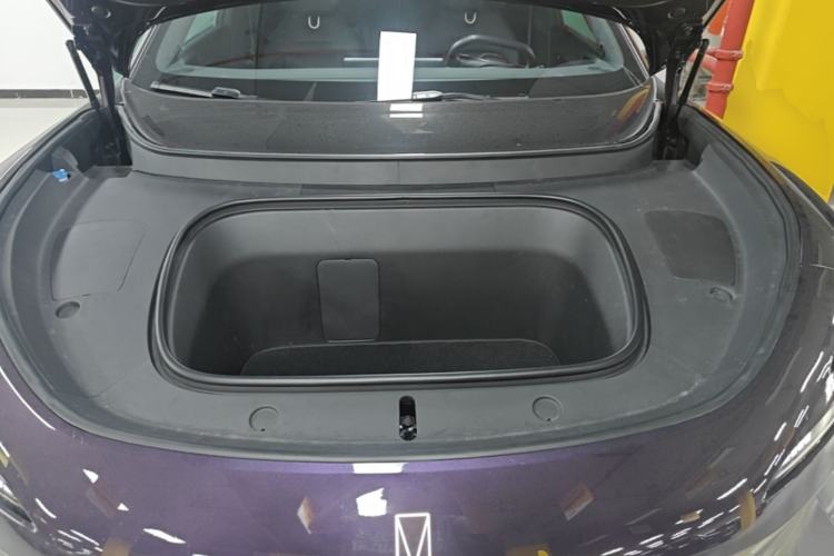 Used Avatr 07 2024 Ultra All-Electric Four-Wheel Drive Engine Bay