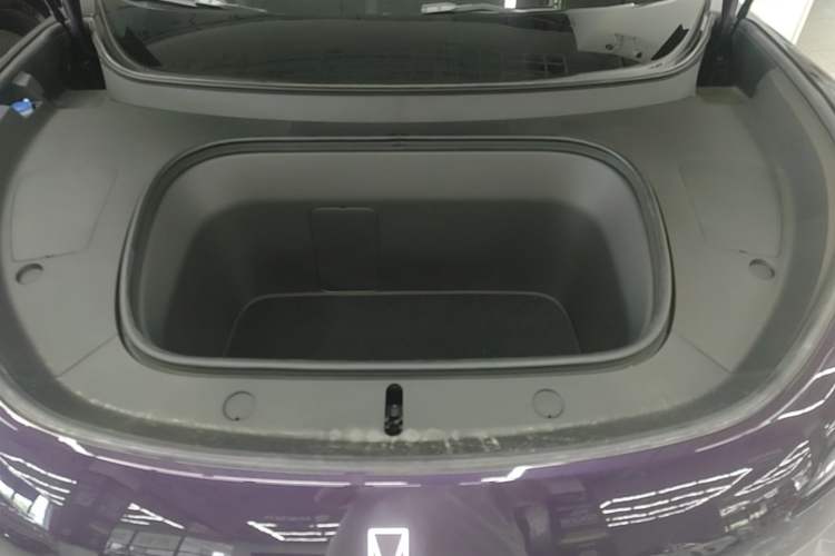 Used Avatr 07 2024 Ultra All-Electric Four-Wheel Drive Engine Bay