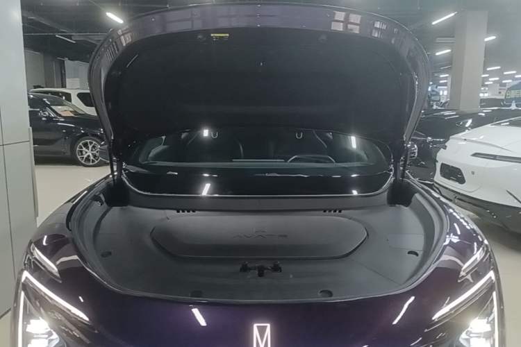 Used Avatr 07 2024 Max Extended-Range Edition Engine Bay