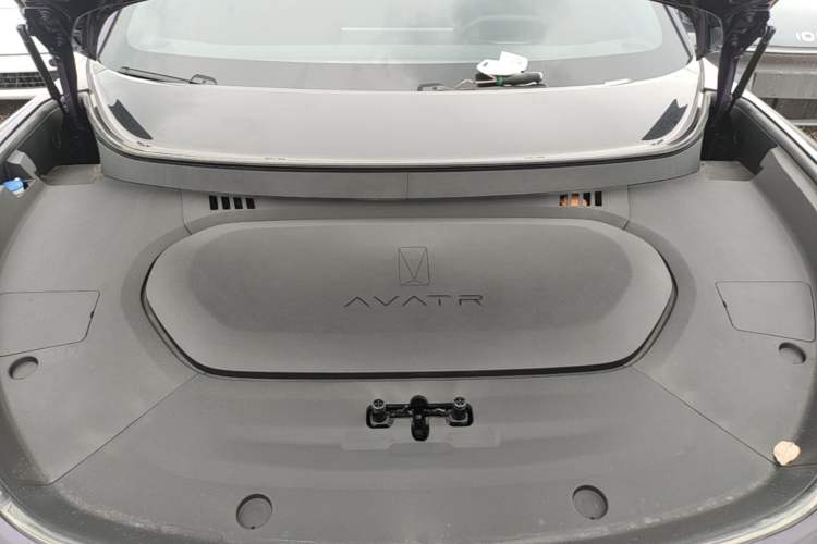Used Avatr 07 2024 Max Extended-Range Edition Engine Bay