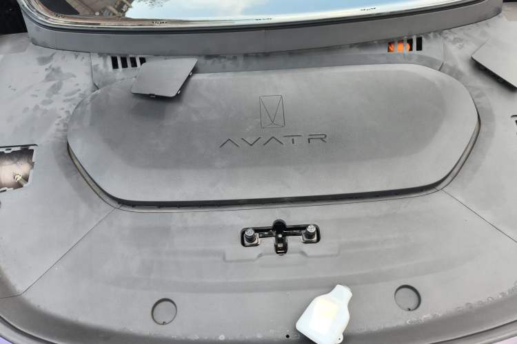 Used Avatr 07 2024 Max Extended-Range Edition Engine Bay