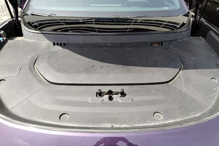 Used Avatr 07 2024 Max Extended-Range Edition Engine Bay