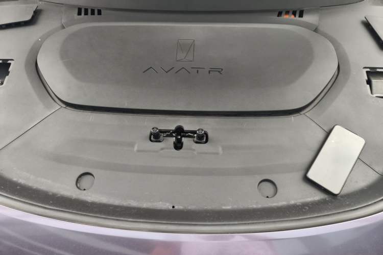 Used Avatr 07 2024 Max Extended-Range Edition Engine Bay