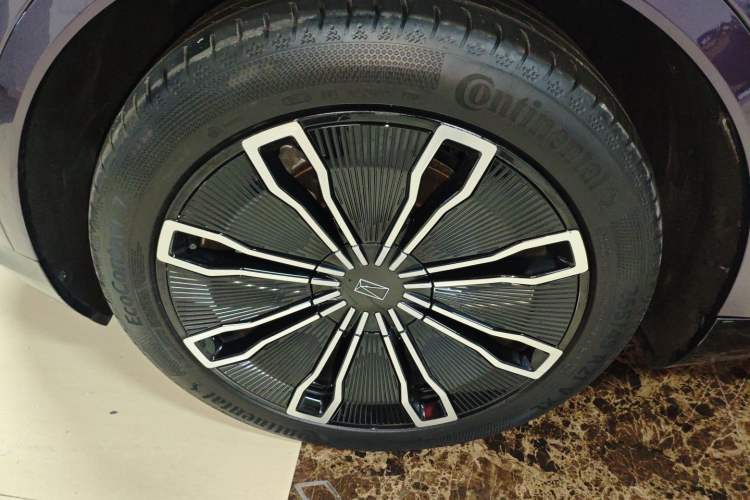 Used Avatr 07 2024 Max Extended-Range Edition Exterior 3