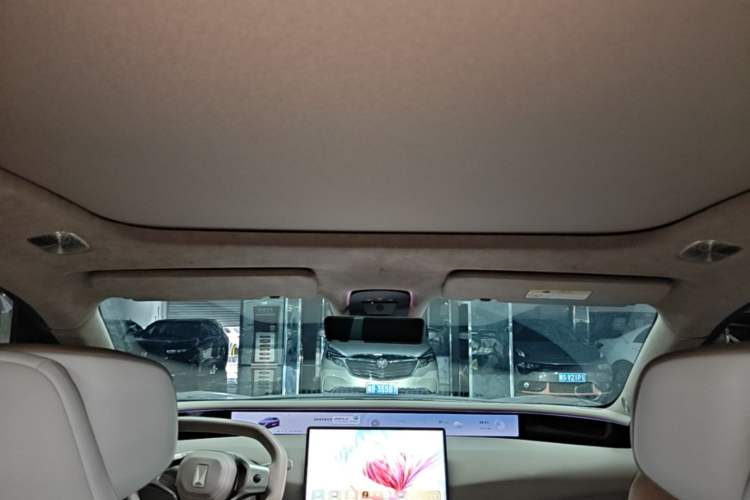 Used Avatr 07 2024 Max Extended-Range Edition Headliner