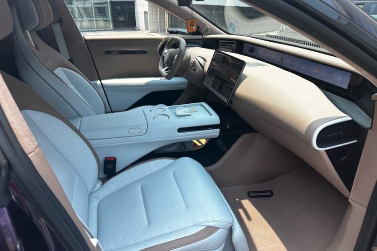Used Avatr 07 2024 Ultra Range-Extended Four-Wheel Drive Interior 2