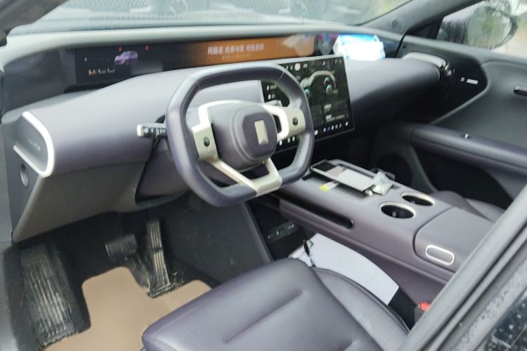 Used Avatr 07 2024 Max Extended-Range Edition Interior 2