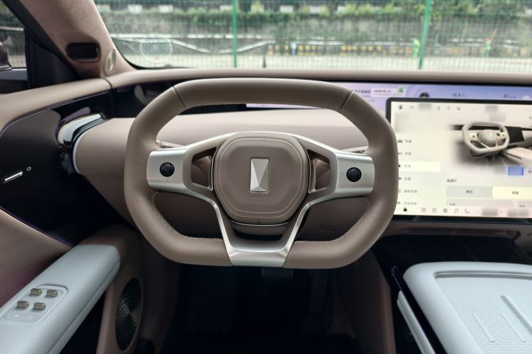 Used Avatr 07 2024 Max Extended-Range Edition Interior 3