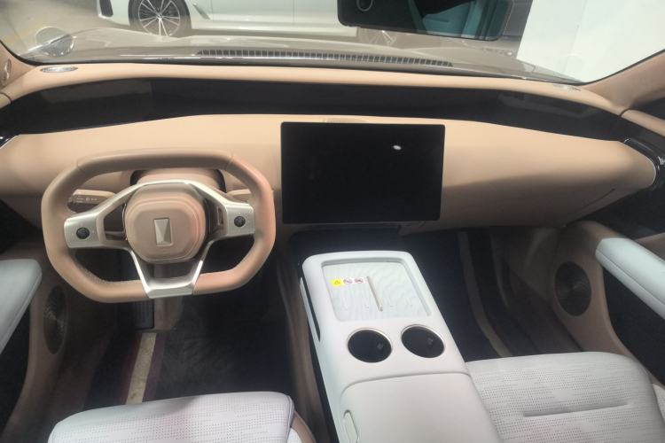 Used Avatr 07 2024 Max Extended-Range Edition Interior 3