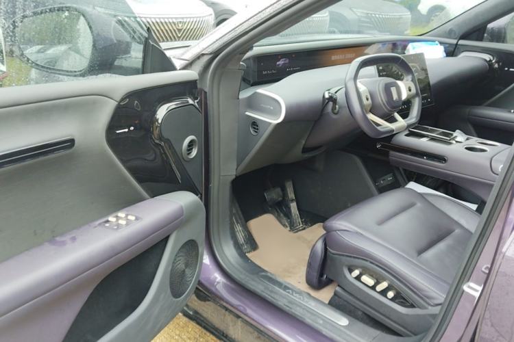 Used Avatr 07 2024 Max Extended-Range Edition Interior 3