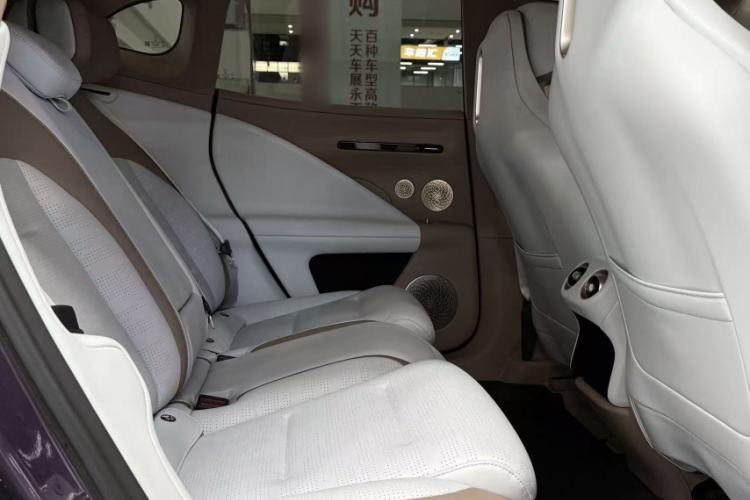 Used Avatr 07 2024 Ultra Range-Extended Four-Wheel Drive Interior 5