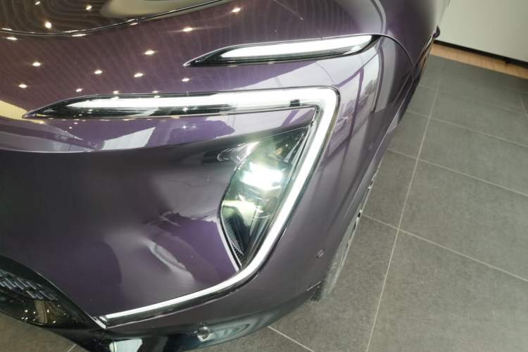 Used Avatr 07 2024 Ultra Range-Extended Four-Wheel Drive Left Front Headlight
