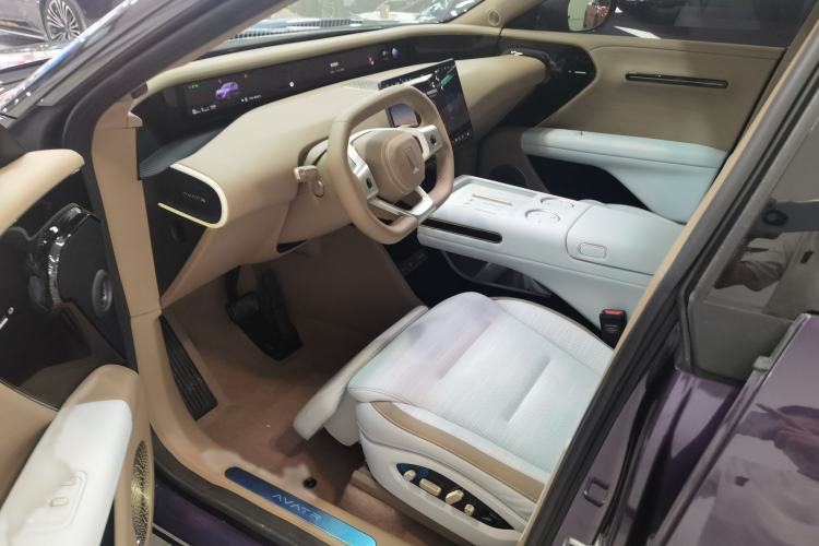 Used Avatr 07 2024 Pro Pure Electric Version Left Front Seat