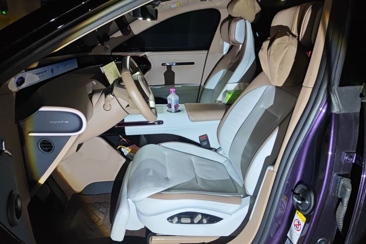 Used Avatr 07 2024 Max Extended-Range Edition Left Front Seat