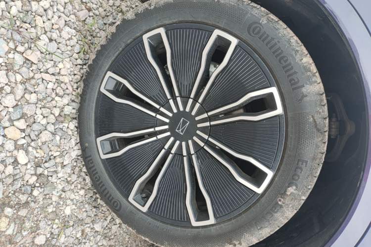 Used Avatr 07 2024 Max Extended-Range Edition Left Front Wheel Hub