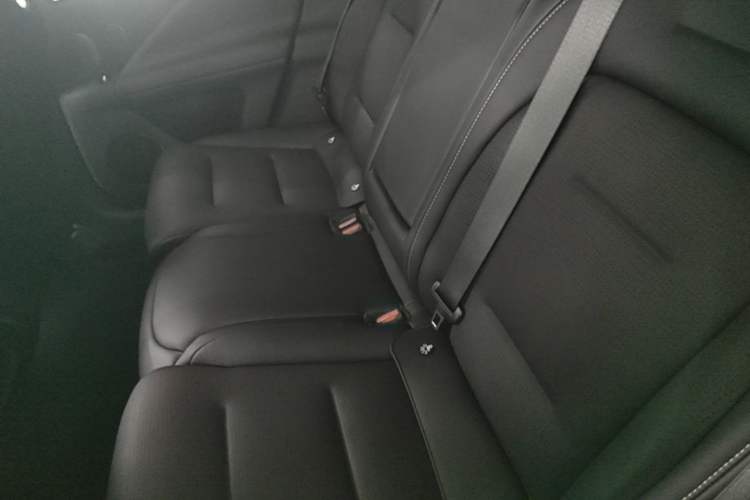 Used Avatr 07 2024 Ultra All-Electric Four-Wheel Drive Left Rear Seat