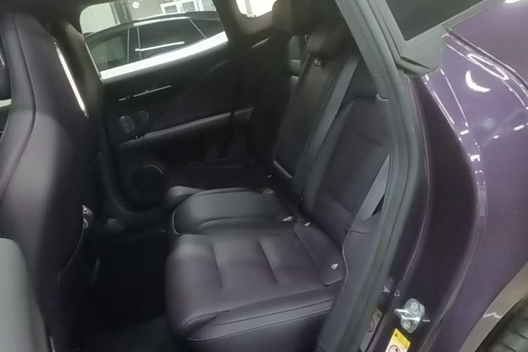 Used Avatr 07 2024 Max Extended-Range Edition Left Rear Seat