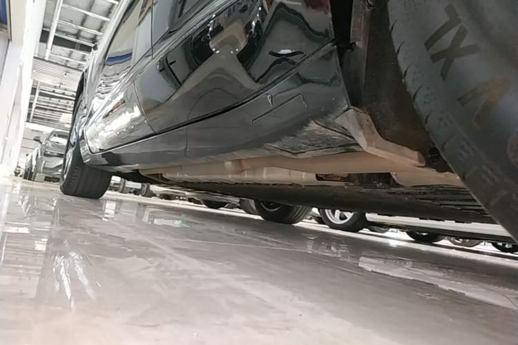 Used Avatr 07 2024 Max Extended-Range Edition Left Side Sill