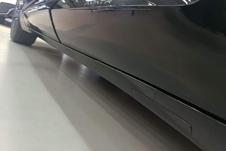 Used Avatr 07 2024 Max Extended-Range Edition Left Side Sill