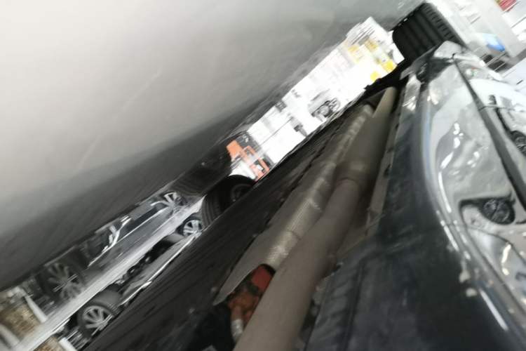 Used Avatr 07 2024 Max Extended-Range Edition Left Side Sill
