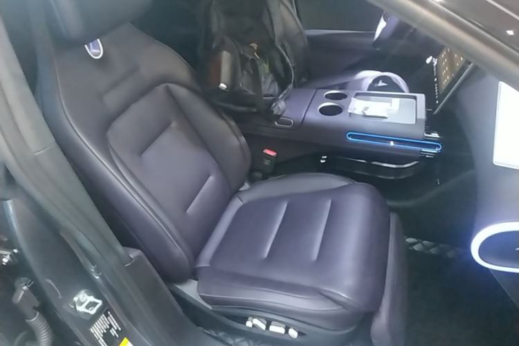 Used Avatr 07 2024 Max Extended-Range Edition Right Front Seat