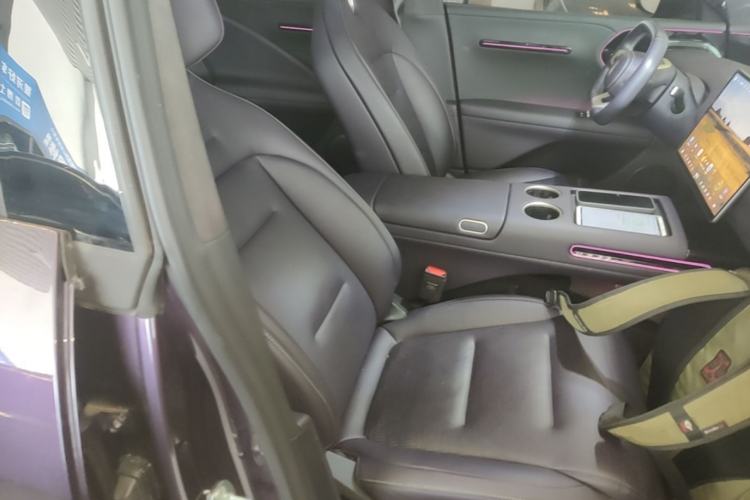 Used Avatr 07 2024 Max Extended-Range Edition Right Front Seat