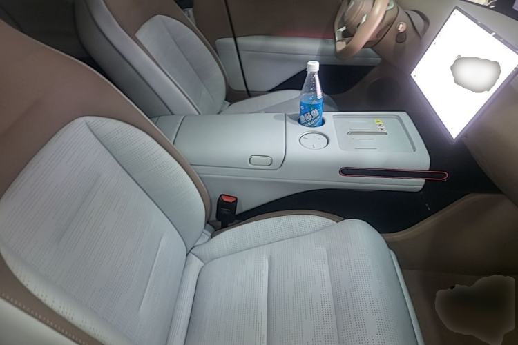 Used Avatr 07 2024 Ultra Range-Extended Four-Wheel Drive Right Front Seat